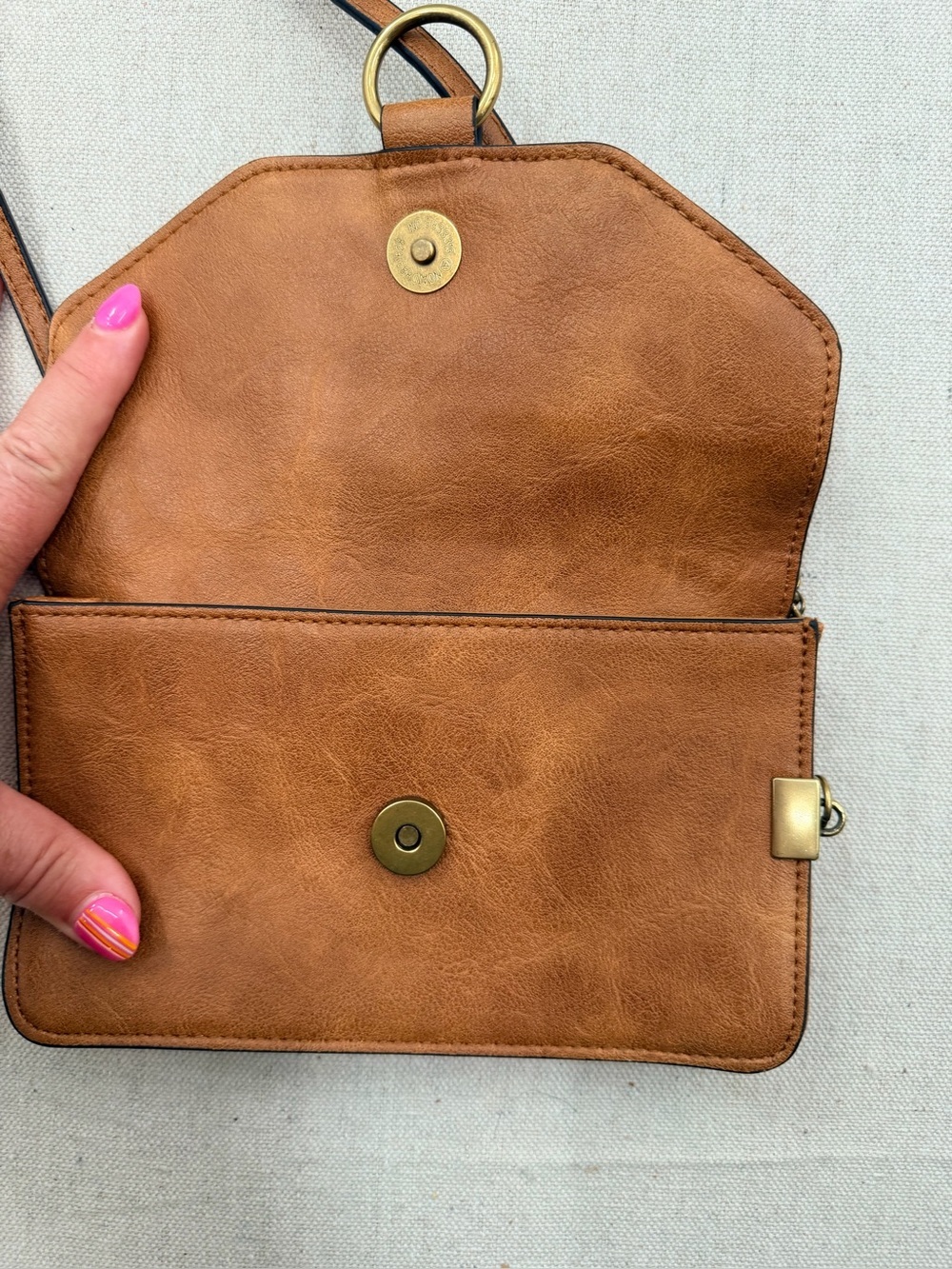 DV Classic Brown Crossbody Bag with Stud Detail - Picture 4 of 6